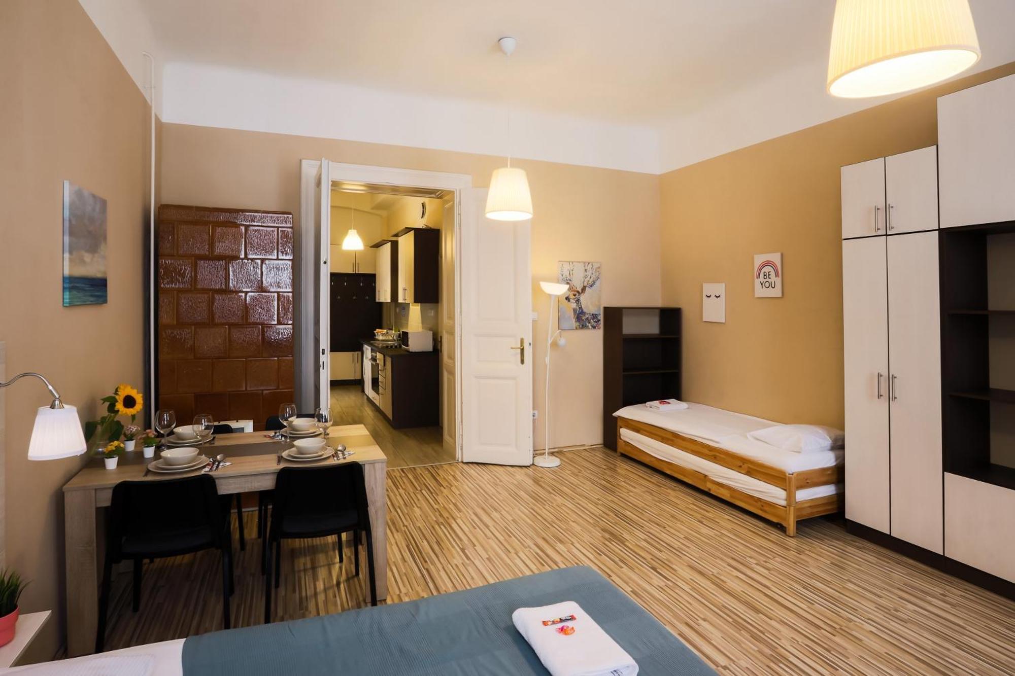 East Station Apartments Budapeste Exterior foto